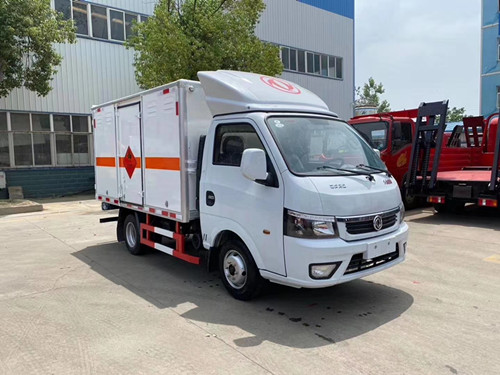 東風途逸國六易燃氣體廂式運輸車圖片