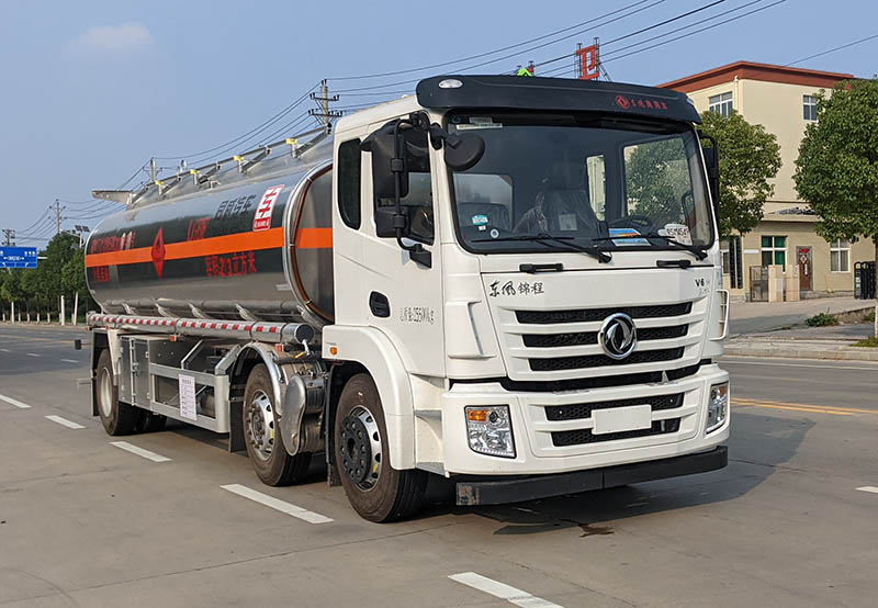 東風(fēng)錦程小三軸鋁合金運(yùn)油車圖片